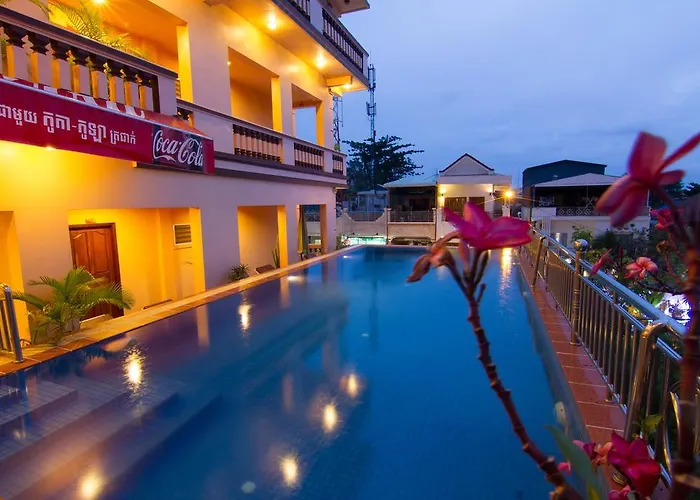 G Eleven Hotel